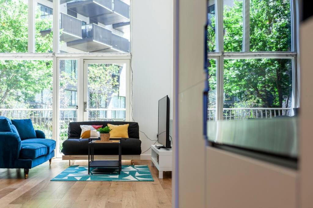 Ferienwohnung Stunning New 3 Bdr Duplex Wbalcony, East London Exterior foto